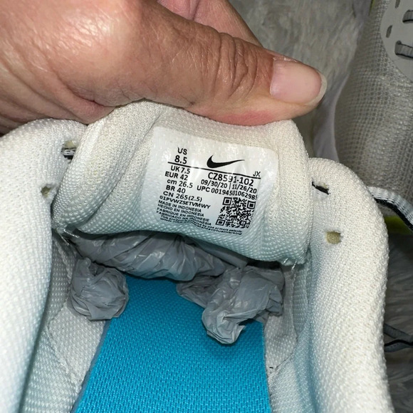 Nike Revolution 5 EXT Summit White Light Blue Fury Shoes Men 8.5 Women 10.0 - Picture 7 of 10